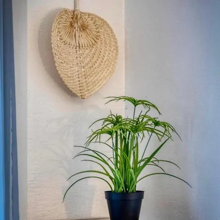 Le Gierois - Gare - Parking Apartment